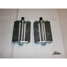 Pedals without reflector b choice